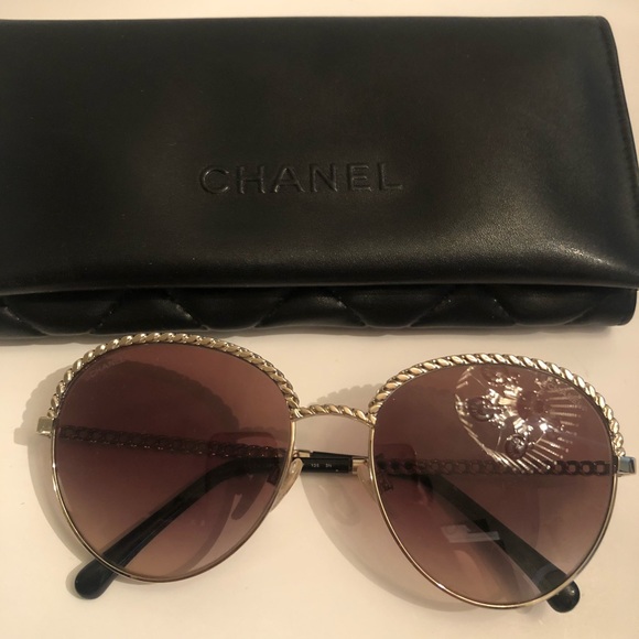 Chanel sunglasses - Picture 3 of 8